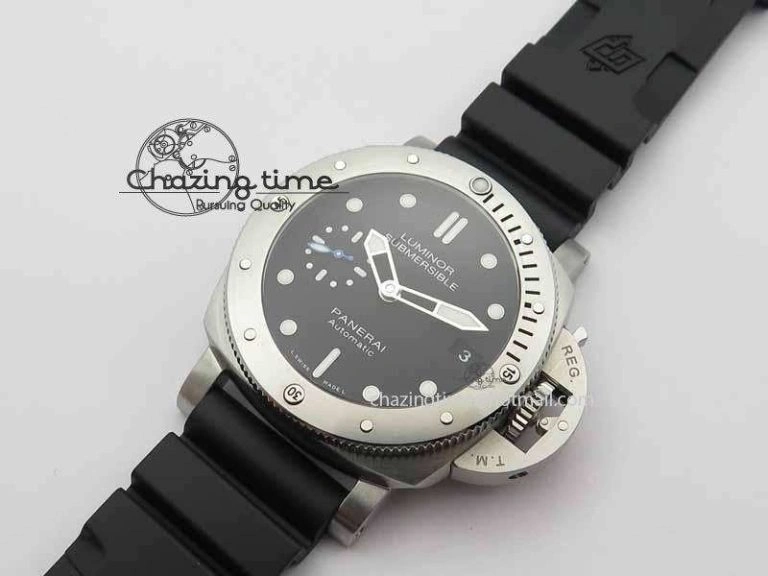 PAM682 Luminor Submersible XF 1:1 Best Edition On Black Rubber Strap P.9010 V2