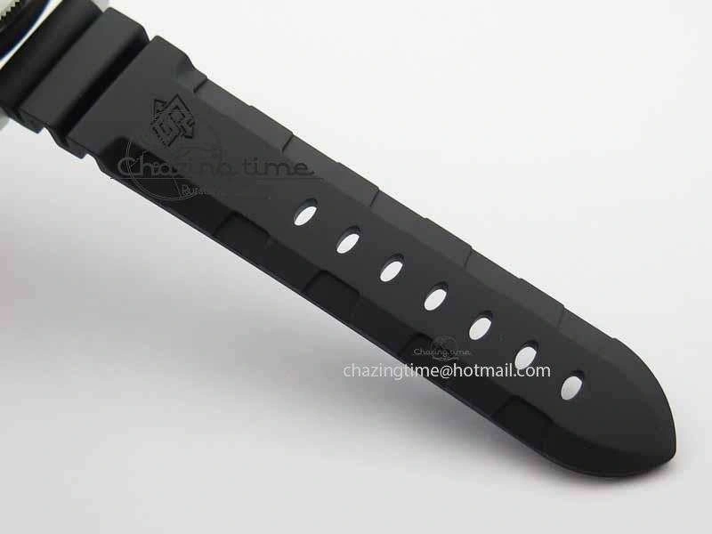 PAM682 Luminor Submersible XF 1:1 Best Edition On Black Rubber Strap P.9010 V2