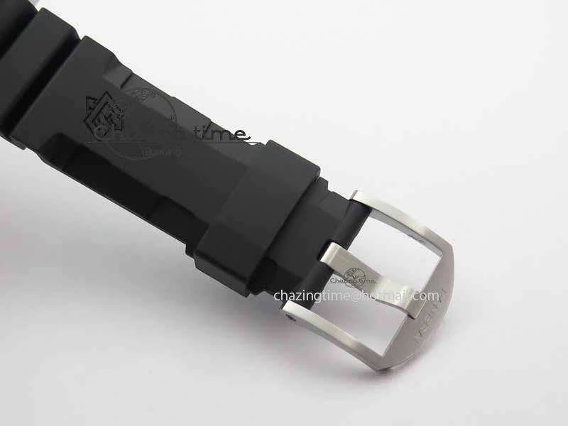 PAM682 Luminor Submersible XF 1:1 Best Edition On Black Rubber Strap P.9010 V2