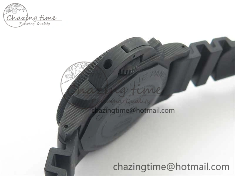 PAM960 Carbotech 42mm VSF Best Edition Black Dial Blue Markers on Rubber Strap P.9010 Clone