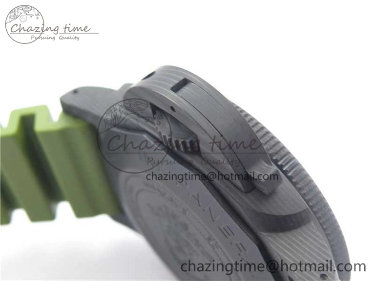 PAM961 Carbotech VSF Best Edition Carbon Dial on Green Rubber Strap P.9010 Clone