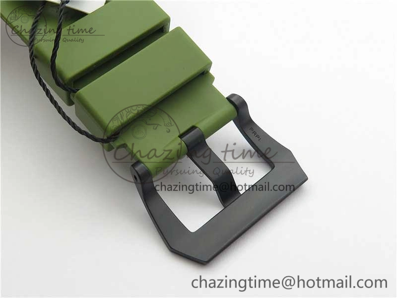 PAM961 Carbotech VSF Best Edition Carbon Dial on Green Rubber Strap P.9010 Clone