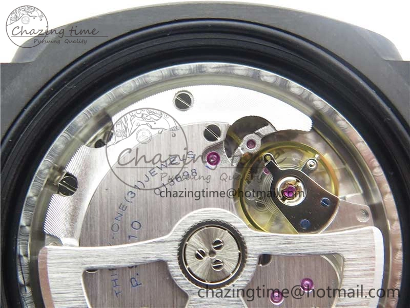 PAM961 Carbotech VSF Best Edition Carbon Dial on Green Rubber Strap P.9010 Clone