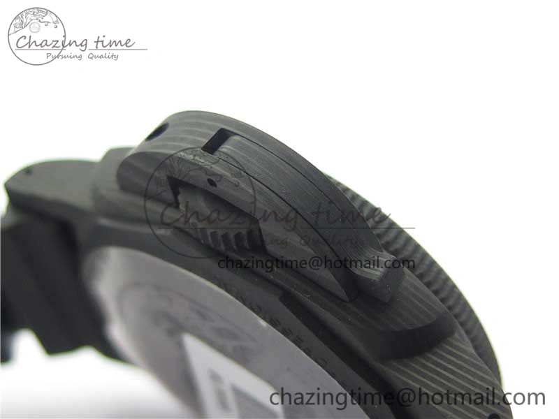PAM979 Carbotech VSF Best Edition Carbon Dial on Rubber Strap P.9010 Clone (Free Leather Strap)