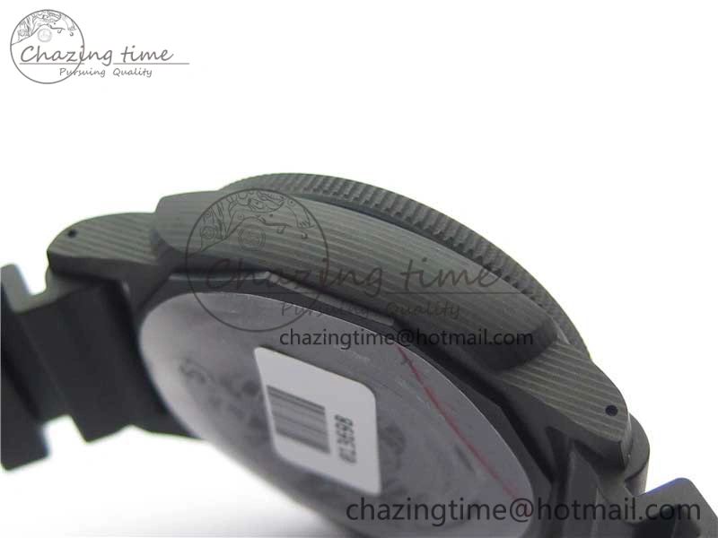 PAM979 Carbotech VSF Best Edition Carbon Dial on Rubber Strap P.9010 Clone (Free Leather Strap)