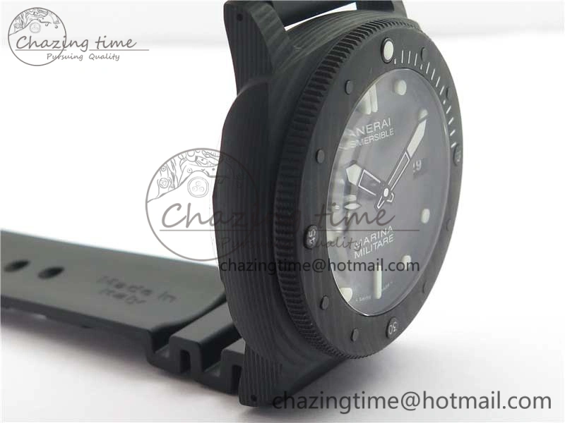 PAM979 Carbotech VSF Best Edition Carbon Dial on Rubber Strap P.9010 Clone (Free Leather Strap)