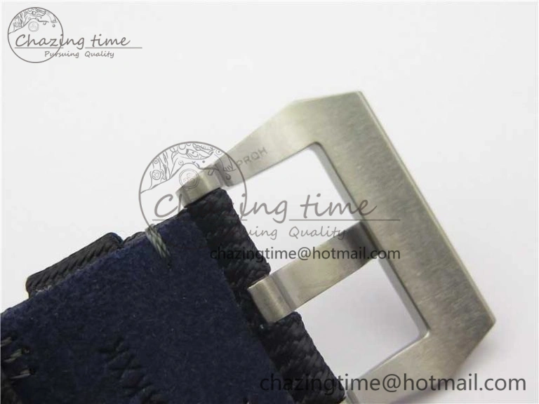PAM984 Mike Horn Submersible VSF 1:1 Best Edition Black Dial on Black Nylon Strap P.9010 Clone