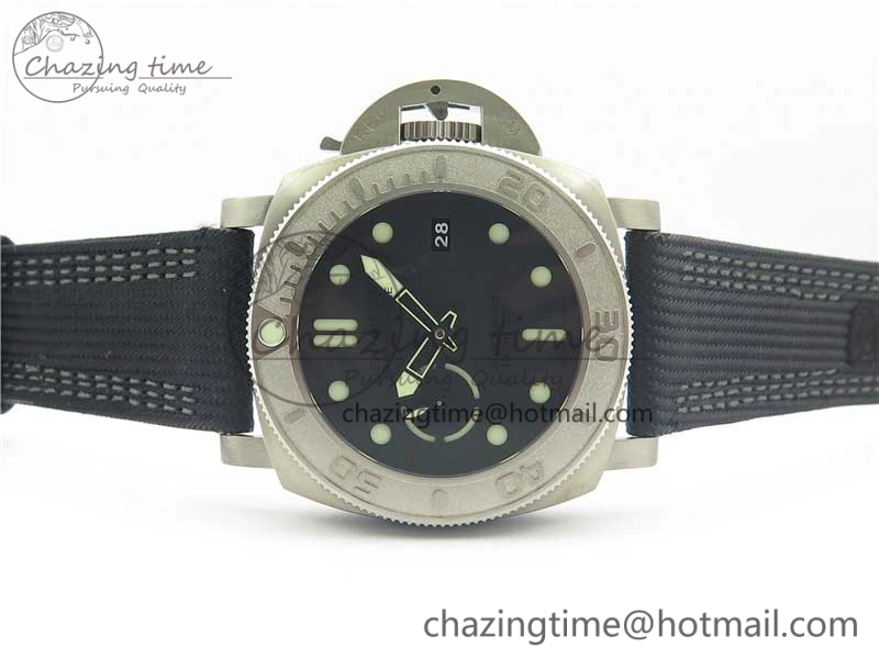 PAM984 Mike Horn Submersible VSF 1:1 Best Edition Black Dial on Black Nylon Strap P.9010 Clone