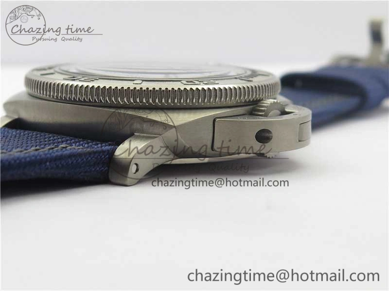 PAM985 Mike Horn Submersible VSF 1:1 Best Edition Black Dial on Blue Nylon Strap P.9010 Clone