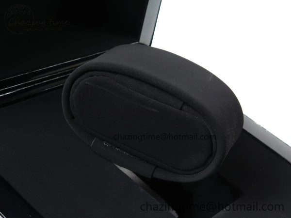 PIAGET NEW WATCH BOX