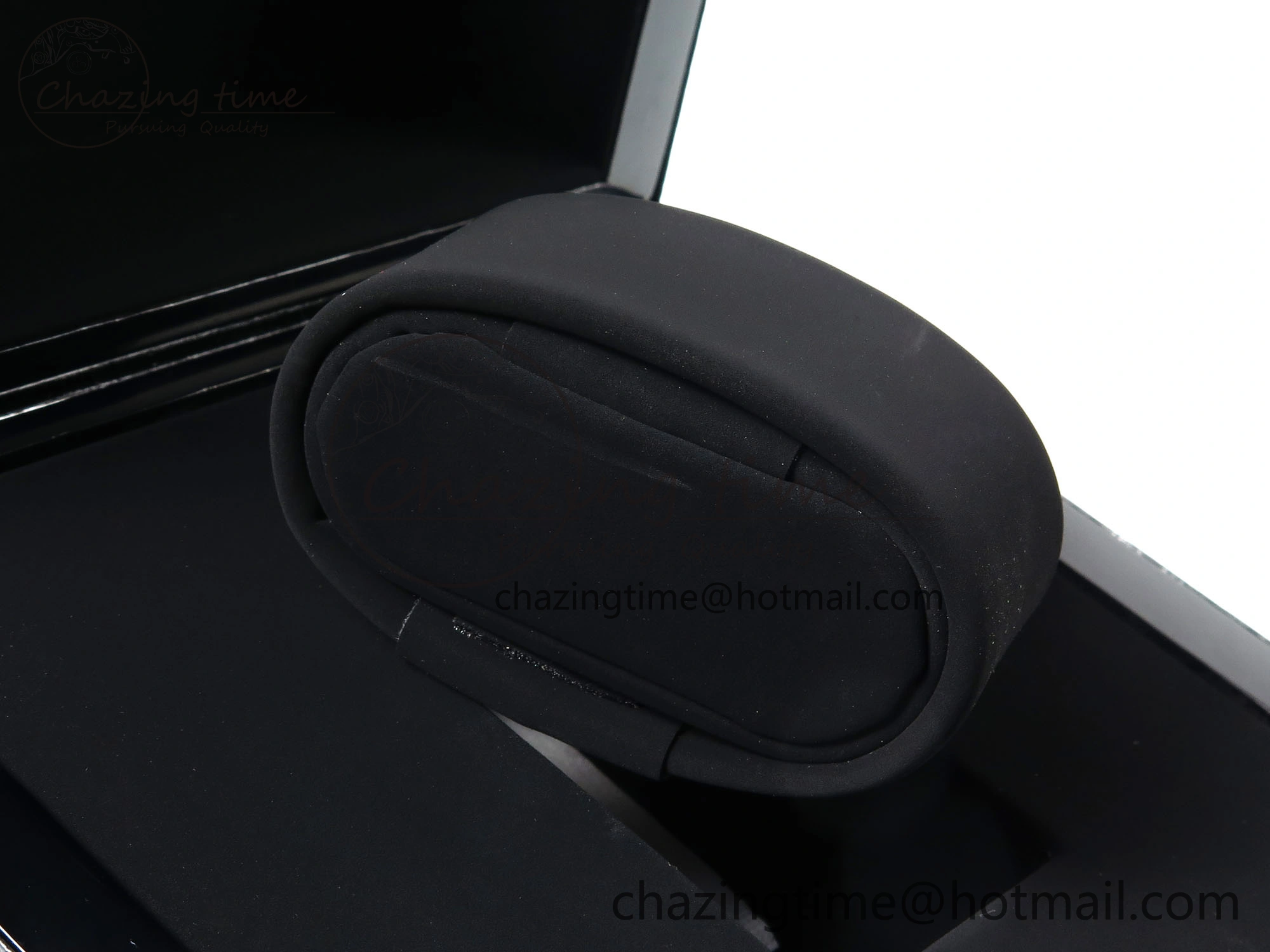 PIAGET NEW WATCH BOX