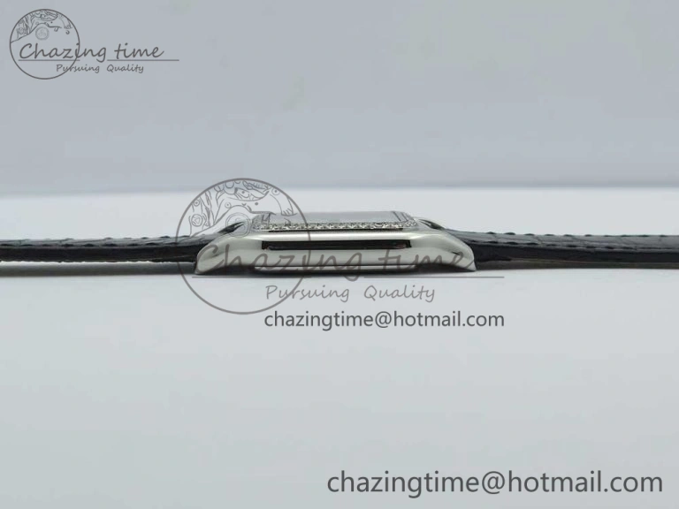 Panthère Secrete Ladies 27mm SS 8848F 1:1 Best Edition White Dial Diamonds Bezel on Black Croco Strap Ronda Quartz