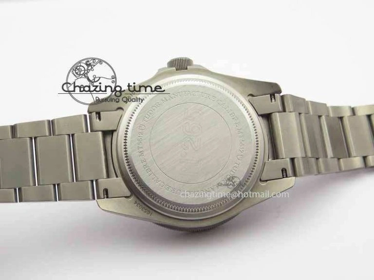 Pelagos LHD XF 1:1 Best Edition On Titanium Bracelet A2824 (Free Rubber Strap)