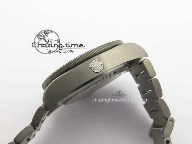 Pelagos LHD ZF 1:1 Best Edition On Titanium Bracelet A2824 (Free Rubber Strap)