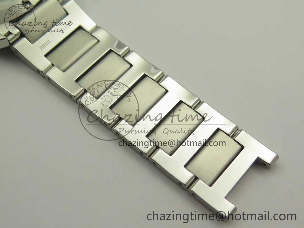 Piaget Polo S 42mm SS MKF 1:1 Best Edition Blue Textured Dial on SS Bracelet A1110P