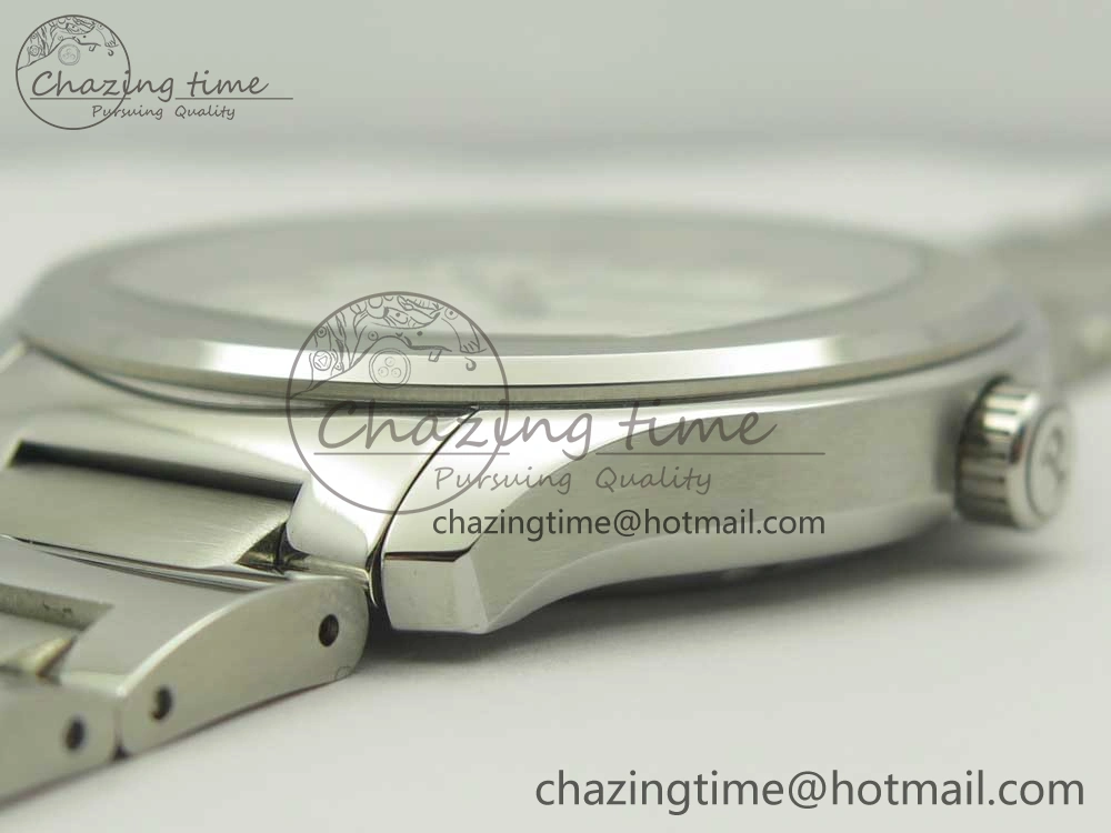 Piaget Polo S 42mm SS MKF 1:1 Best Edition White Textured Dial on SS Bracelet A1110P