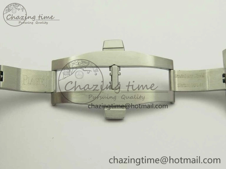 Piaget Polo S 42mm SS MKF 1:1 Best Edition White Textured Dial on SS Bracelet A1110P
