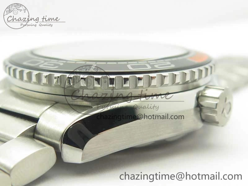 Planet Ocean 2016 43.5mm SS Black Orange Bezel OM 1:1 Best Edition Black Dial on SS Bracelet A8900 V2