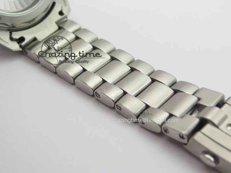 Planet Ocean 2016 43.5mm SS OM 1:1 Best Edition Gray Dial On SS Bracelet A8900