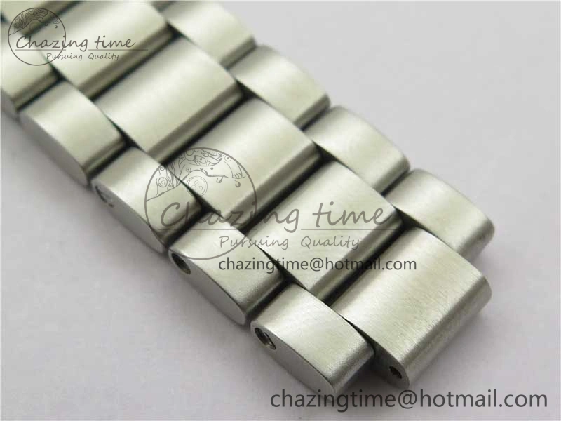 Planet Ocean 39.5mm Olympic Games SS VSF 1:1 Best Edition White Dial on SS Bracelet A8800