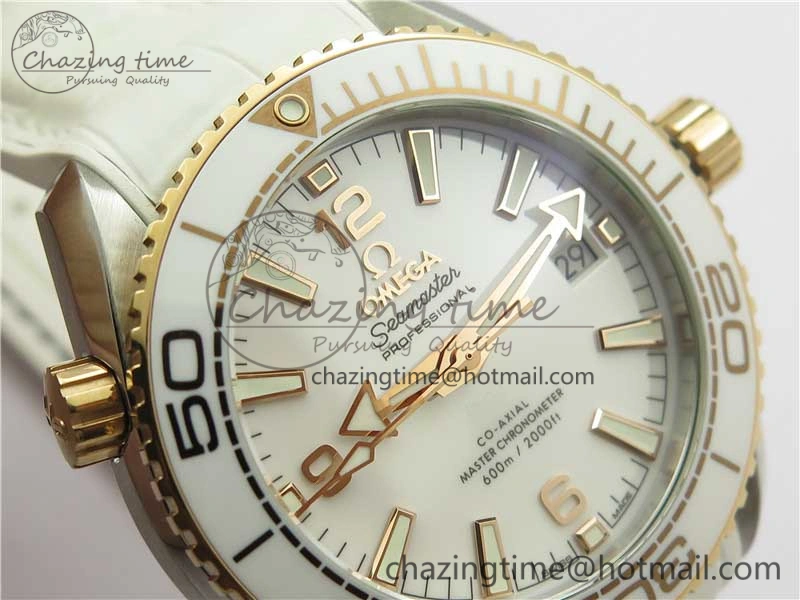 Planet Ocean 39.5mm SS RG VSF 1:1 Best Edition White Dial on White Leather Strap A8800