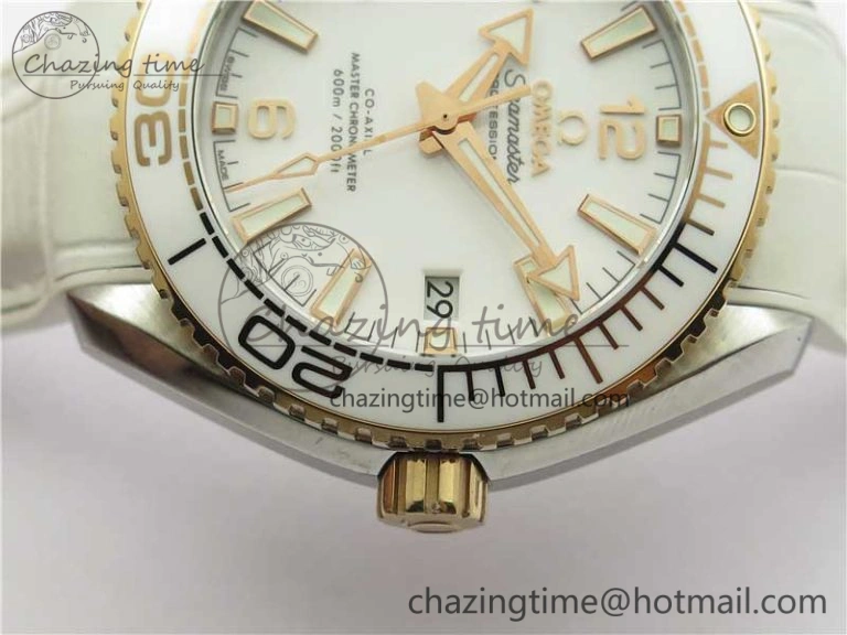 Planet Ocean 39.5mm SS RG VSF 1:1 Best Edition White Dial on White Leather Strap A8800