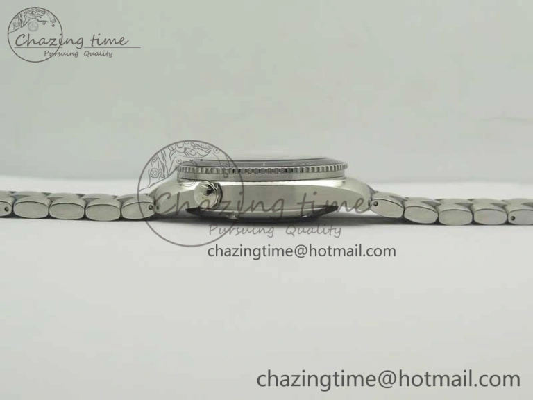 Planet Ocean 42mm LiquidMetal Noob 1:1 Best Edition On SS Bracelet A2892 V6 ( Free Nylon Strap )