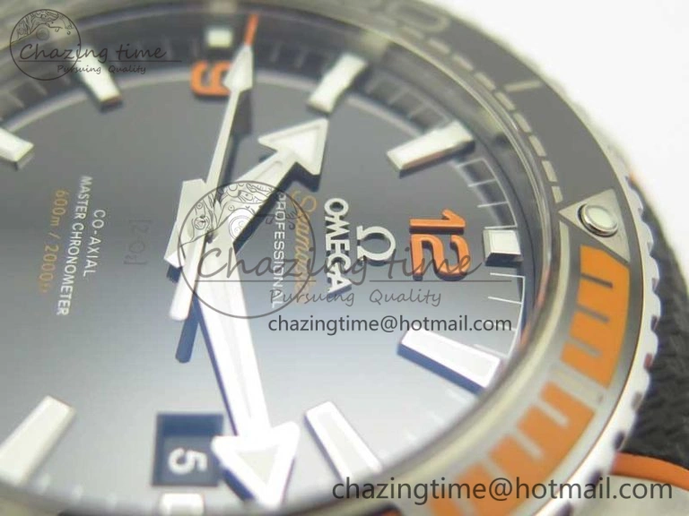 Planet Ocean 43.5mm SS VSF 1:1 Best Edition Black Orange Bezel Black Dial on Black Nylon Strap A8900 Super Clone