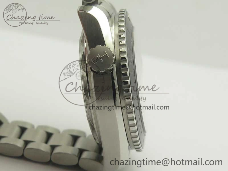 Planet Ocean 43.5mm SS VSF 1:1 Best Edition Black Orange Bezel Black Dial on SS Bracelet A8900 Super Clone