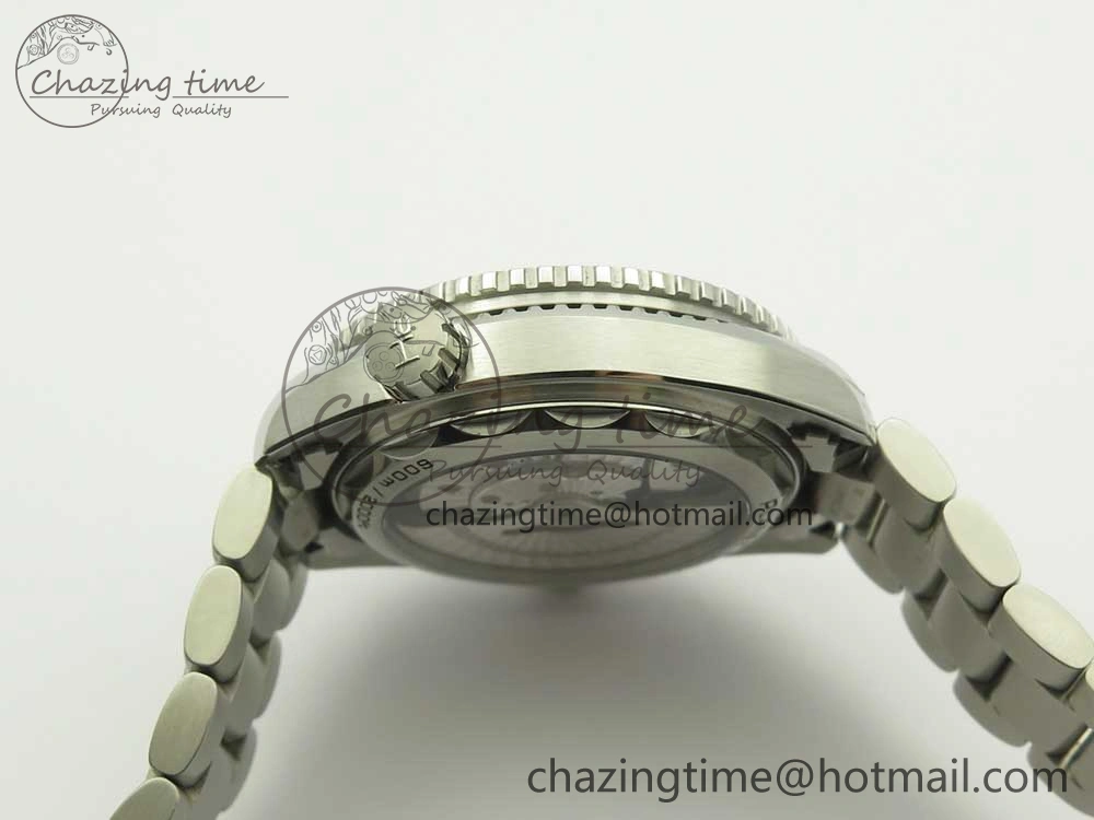 Planet Ocean 43.5mm SS VSF 1:1 Best Edition Blue Ceramic Bezel and Dial on SS Bracelet A8900 Super Clone