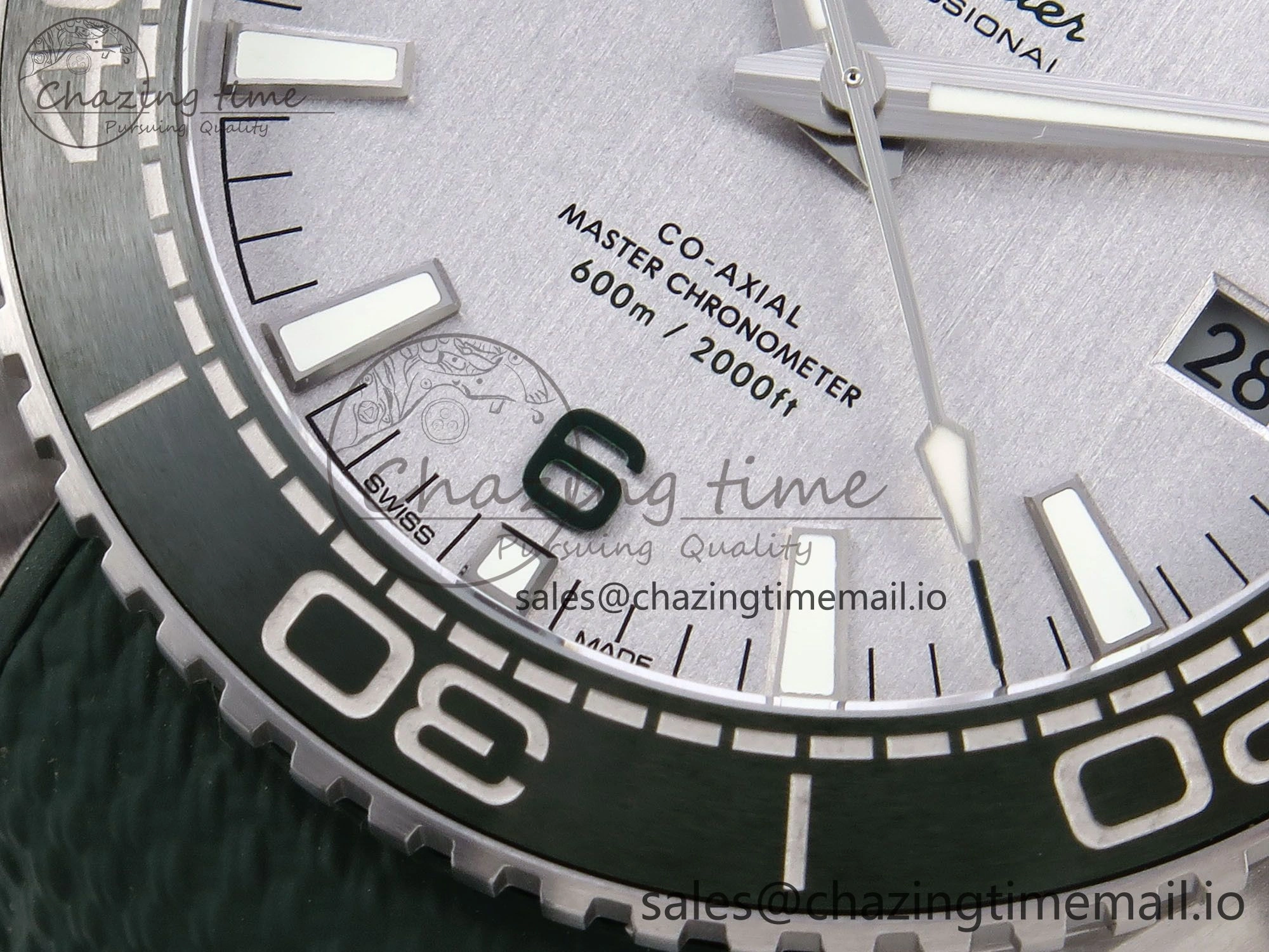 Planet Ocean 43.5mm SS VSF 1:1 Best Edition Green Bezel White Dial on Green Rubber Strap A8900 Super Clone