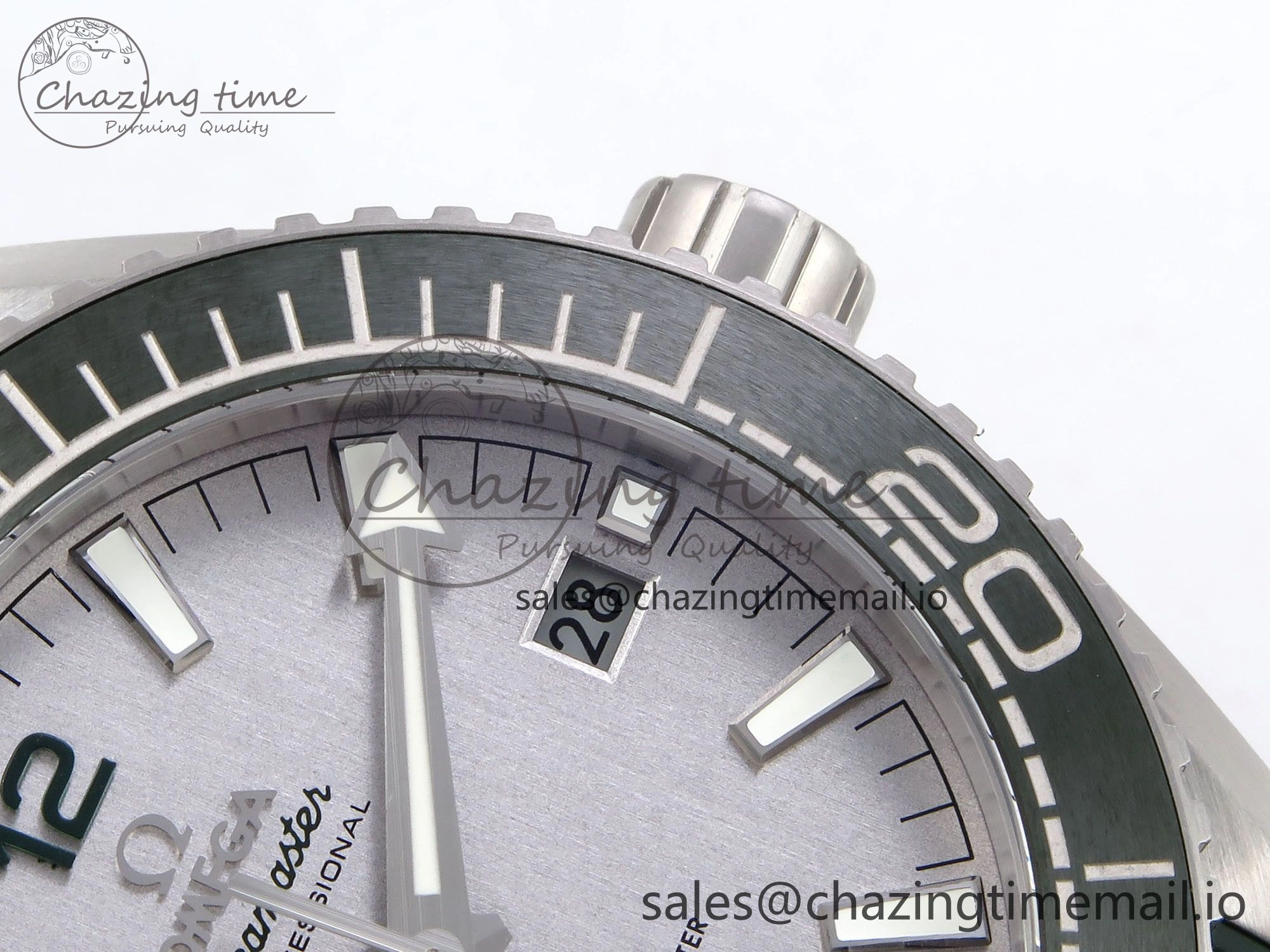 Planet Ocean 43.5mm SS VSF 1:1 Best Edition Green Bezel White Dial on Green Rubber Strap A8900 Super Clone