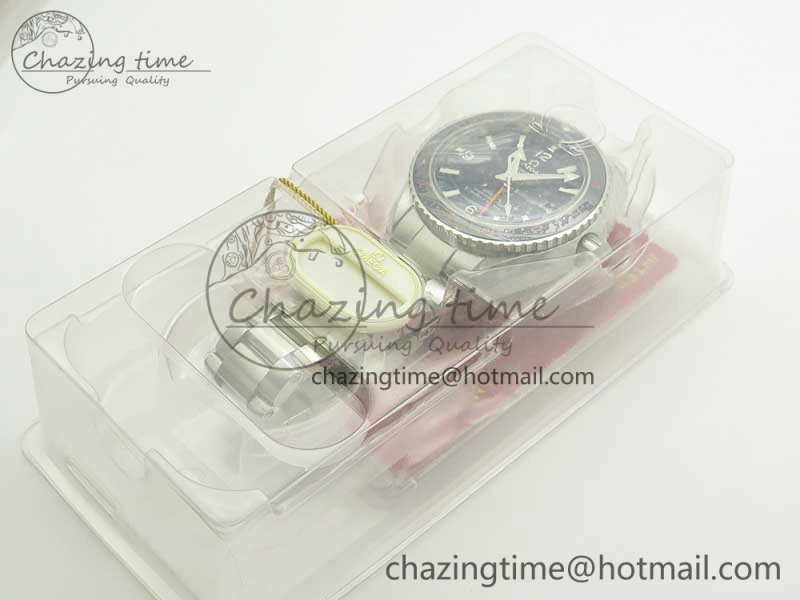 Planet Ocean 600M Co-Axial GMT 43.5mm VSF 1:1 Best Edition Blue Dial Blue Ceramic Bezel on SS Bracelet A8605 Super Clone