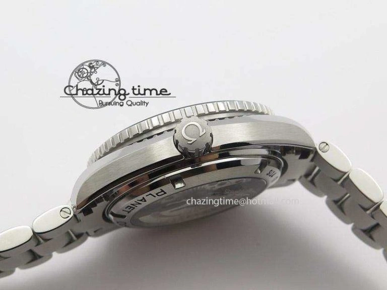 Planet Ocean GMT 42mm V6F Best Edition Black Dial Silver Markers On SS Bracelet A8605