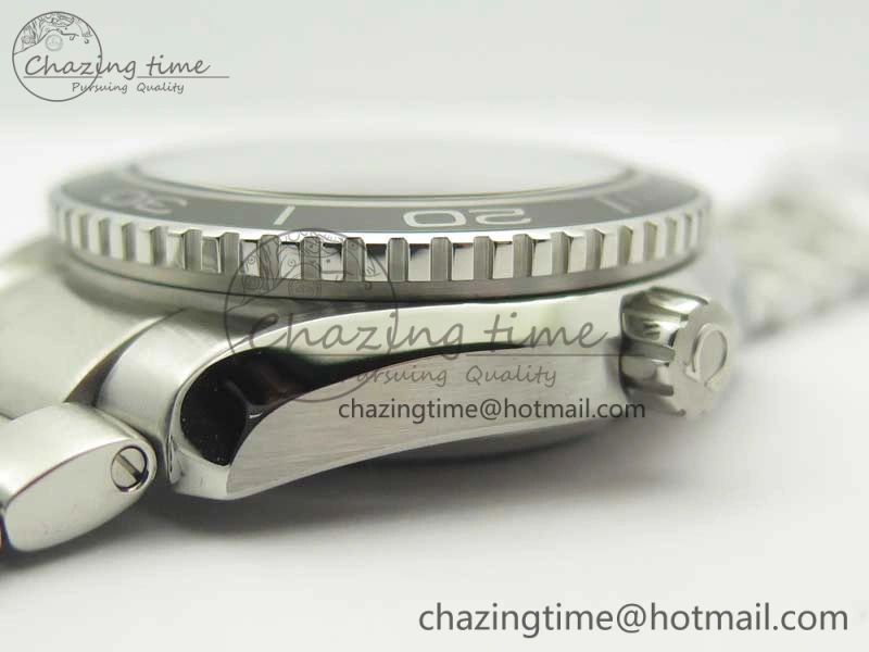Planet Ocean Professional Ceramic Bezel 42mm 1:1 VSF Best Edition Orange Markers A8500 Super Clone (2 Straps)