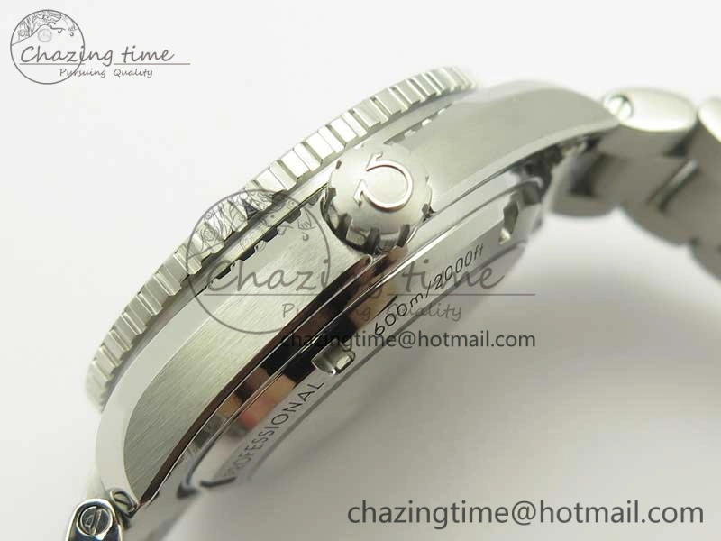 Planet Ocean Professional Ceramic Bezel 42mm 1:1 VSF Best Edition Orange Markers A8500 Super Clone (2 Straps)