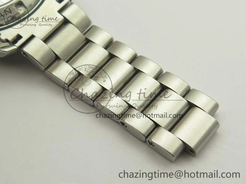 Planet Ocean Professional Ceramic Bezel 42mm 1:1 VSF Best Edition Silver Markers A8500 Super Clone (2 Straps)