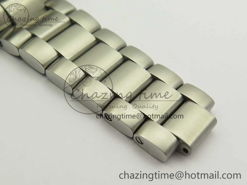 Planet Ocean Professional Orange Bezel 42mm 1:1 VSF Best Edition on SS Bracelet A8500 Super Clone (2 Straps)
