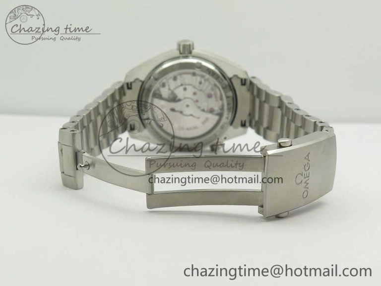 Planet Ocean Professional Orange Bezel 42mm 1:1 VSF Best Edition on SS Bracelet A8500 Super Clone (2 Straps)