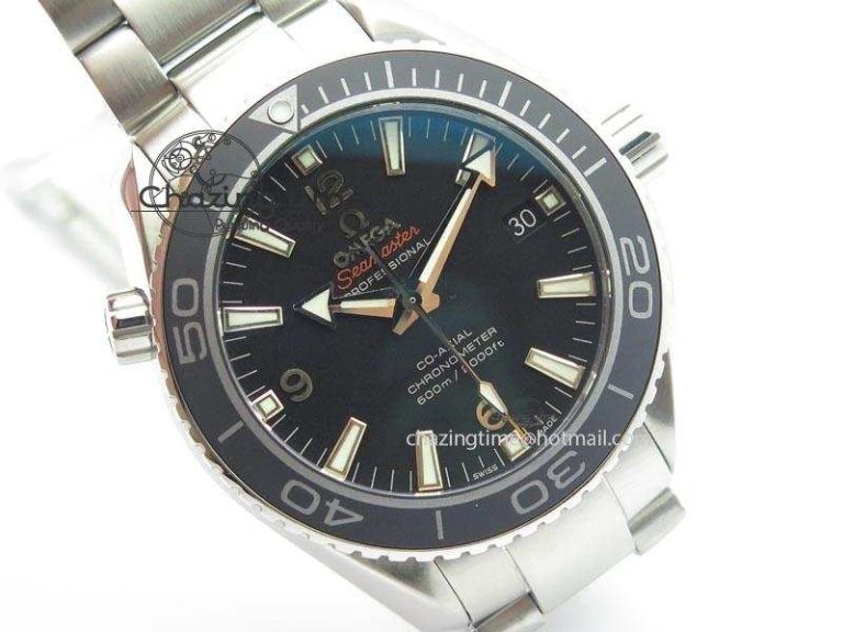 Planet Ocean SS Bp Maker 45mm Black Bezel On SS Bracelet A8500