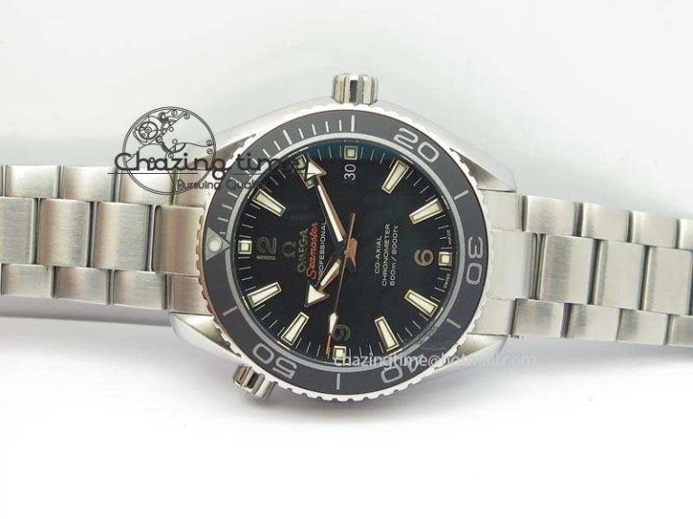 Planet Ocean SS Bp Maker 45mm Black Bezel On SS Bracelet A8500
