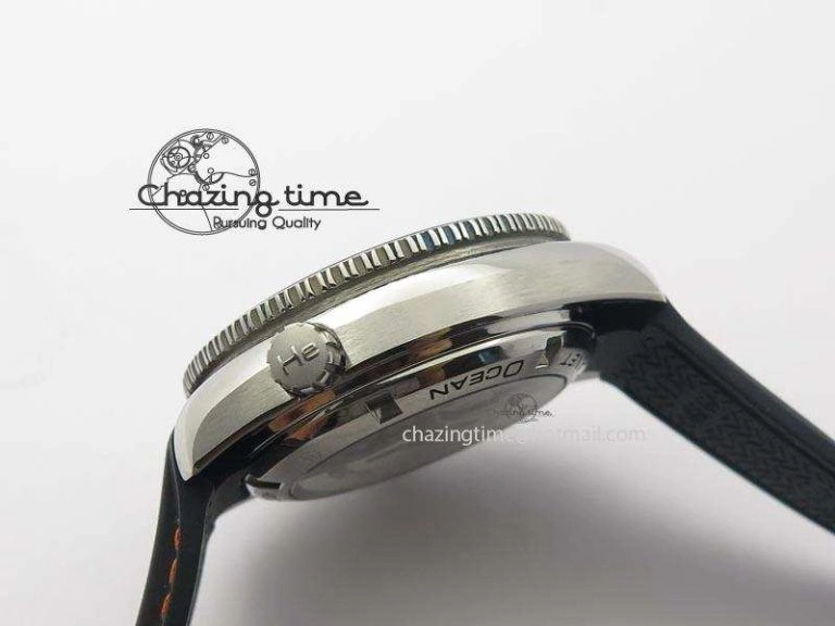 Planet Ocean SS Bp Maker 45mm Black Bezel Orange Numbers On Black Rubber Strap A8500