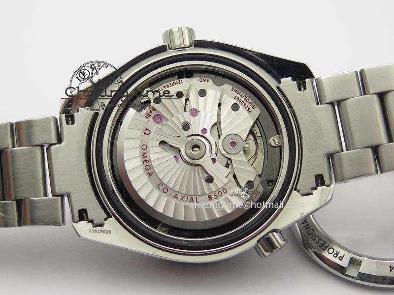Planet Ocean SS Bp Maker 45mm Black Bezel Orange Numbers On SS Bracelet A8500
