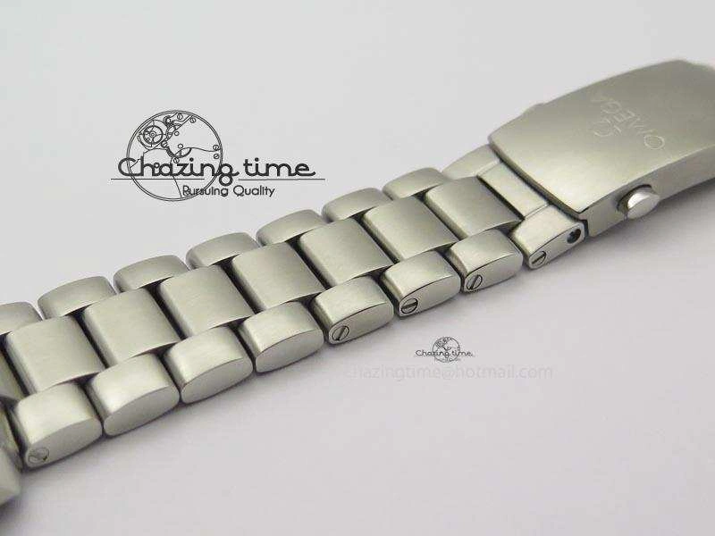 Planet Ocean SS Bp Maker 45mm Orange Bezel On SS Bracelet A8500