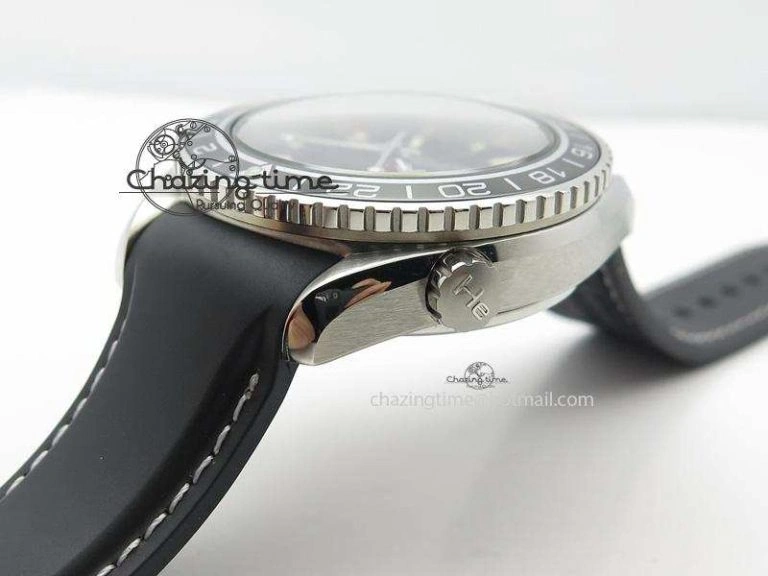 Planet Ocean SS GMT Black Dial Silver Markers On Black Rubber Strap A8605
