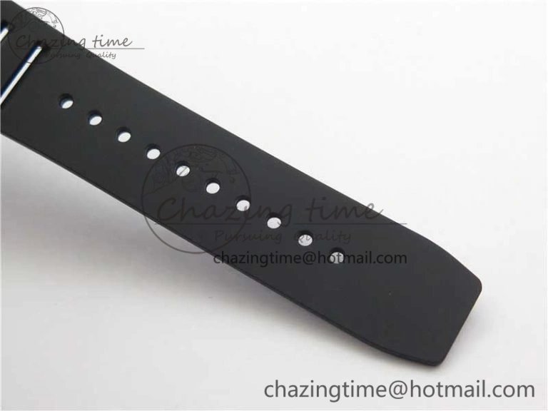 RM011 Carbon Case Carbon Bezel Chronograph KVF 1:1 Best Edition Skeleton Dial on Black Rubber Strap A7750
