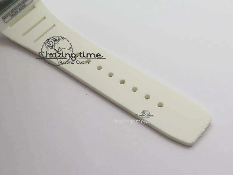 RM011 Felipe Massa White Ceramic RG RMF Red Crown On White Rubber Strap A7750