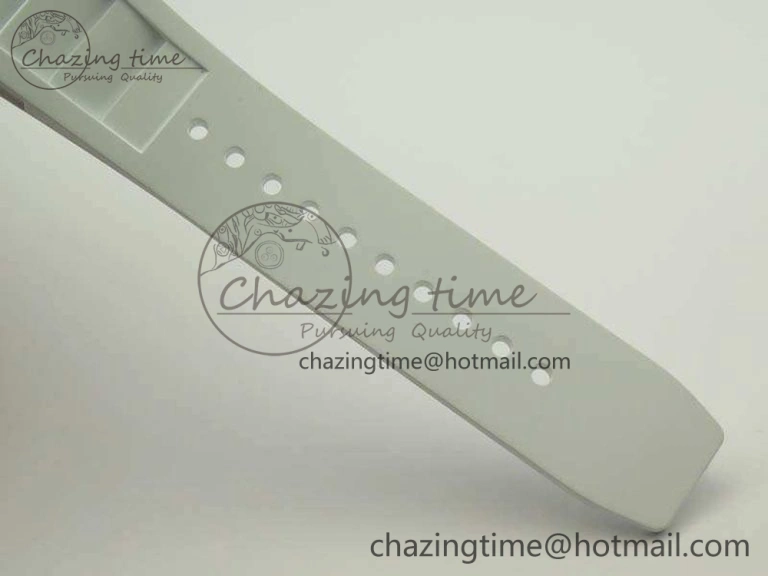RM035-02 Forged Carbon Case KVF Best Edition Skeleton Dial On White Rubber Strap MIYOTA8215 V2