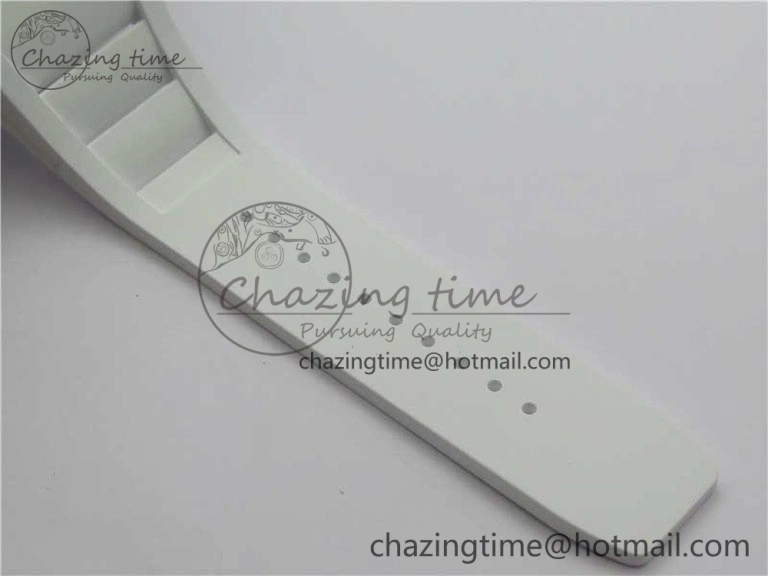 RM035-02 Real Forge Carbon Z+F 1:1 Best Edition Skeleton Dial on White Rubber Strap NH05A