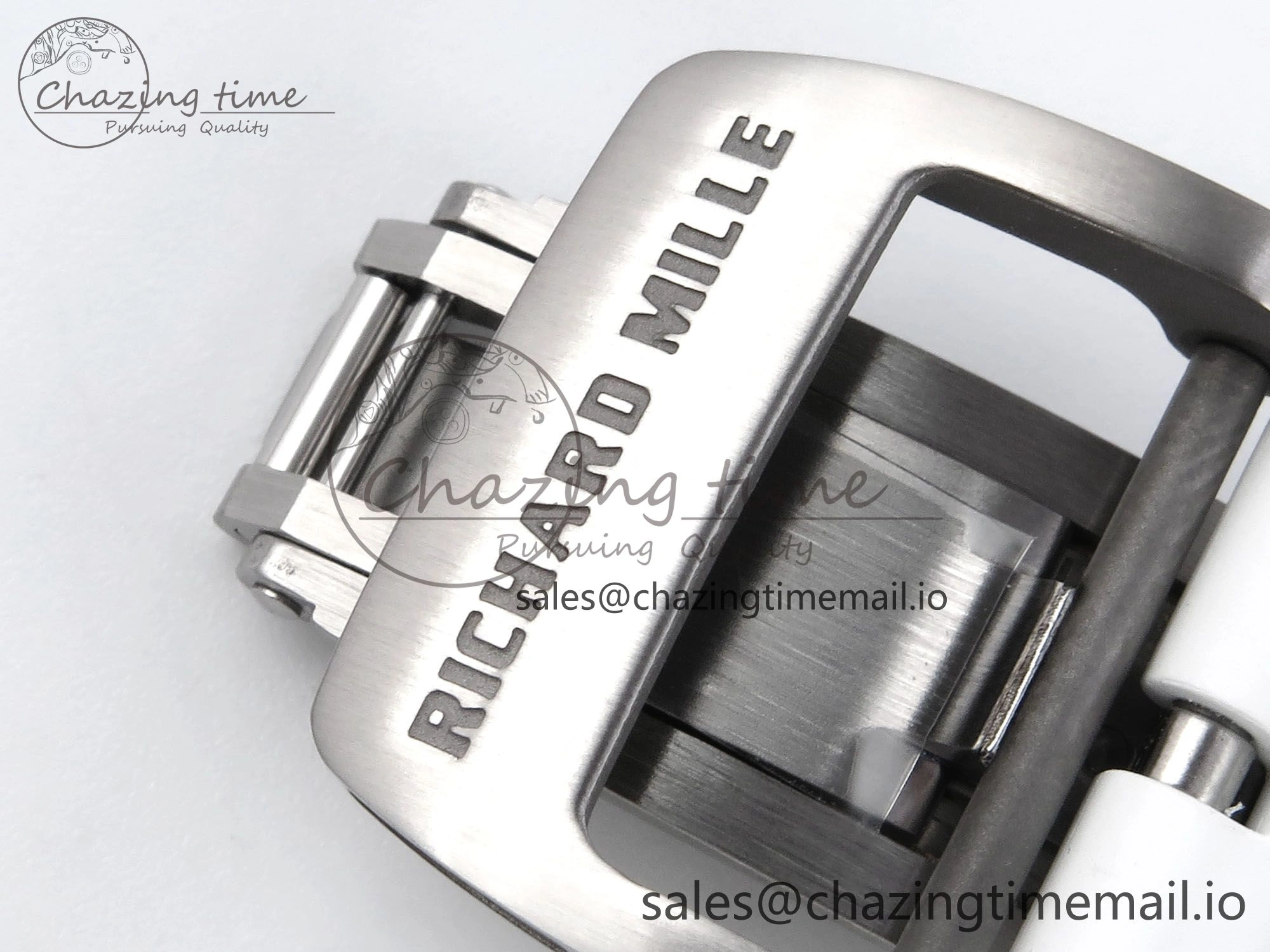 RM055 NTPT APSF 1:1 Best Edition White Bezel White Crown on Rubber Strap RMUL2 Super Clone